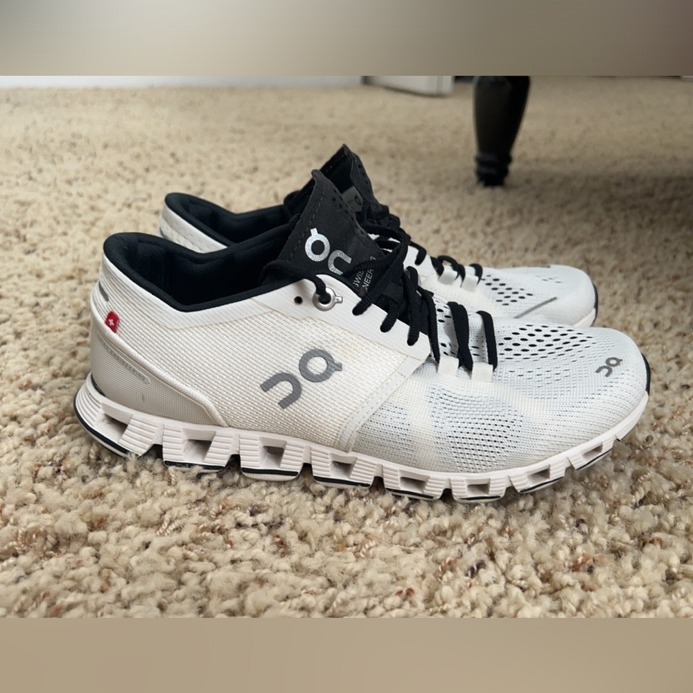 On Cloud tennis shoes